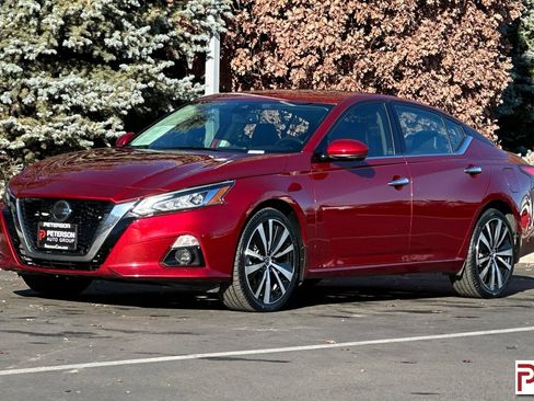 Used 2020 Nissan Altima 2.5 Platinum image 8