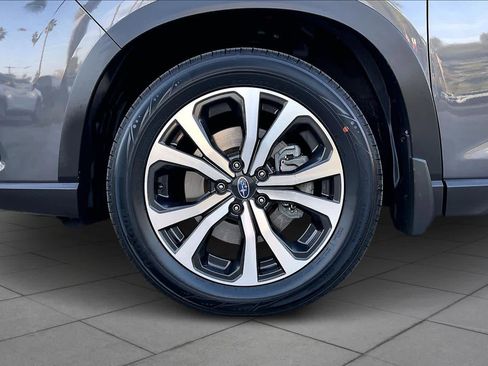 Used 2023 Subaru Forester Limited image 10