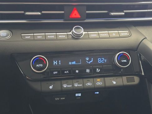 New 2026 Hyundai Elantra Limited image 29