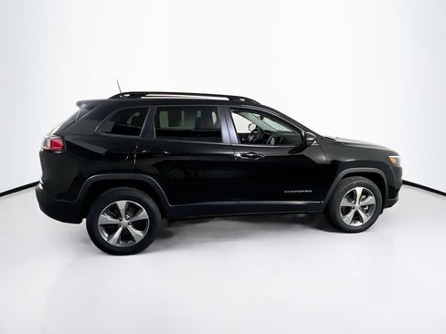 Used 2022 Jeep Cherokee Limited image 4
