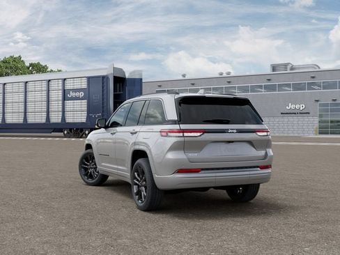 New 2026 Jeep Grand Cherokee Limited AWD/4WD image 3