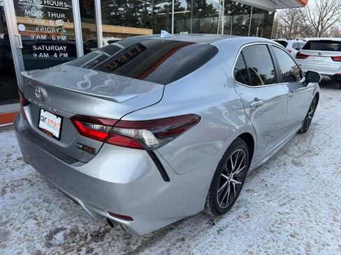 Used 2023 Toyota Camry SE image 7