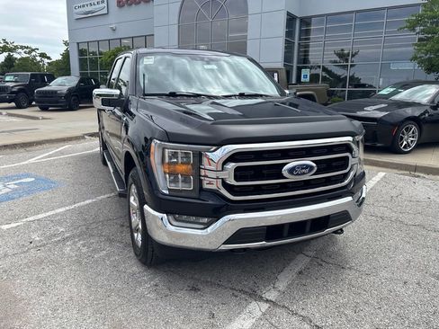 Used 2022 Ford F150 XLT w/ Equipment Group 302A High AWD/4WD image 8