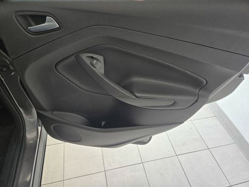 Used 2014 Ford Escape SE image 6