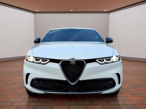Used 2024 Alfa Romeo Tonale Ti AWD/4WD image 2