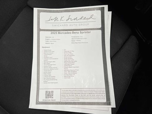 Used 2025 Mercedes-Benz Sprinter 2500 image 32