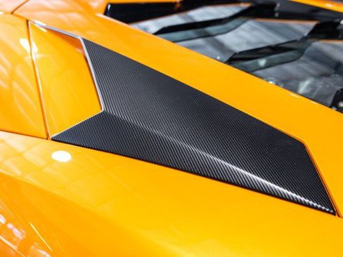 Used 2018 Lamborghini Aventador S AWD/4WD image 26