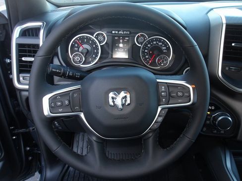 New 2026 RAM 1500 4x4 Crew Cab image 14