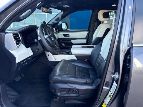 Used 2024 Toyota Sequoia Capstone AWD/4WD image 18