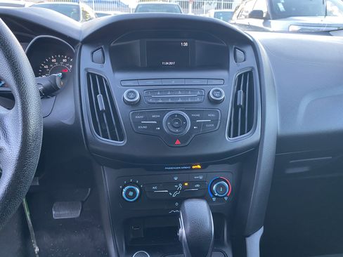 Used 2018 Ford Focus S image 12