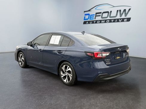 Used 2024 Subaru Legacy Premium AWD/4WD image 5