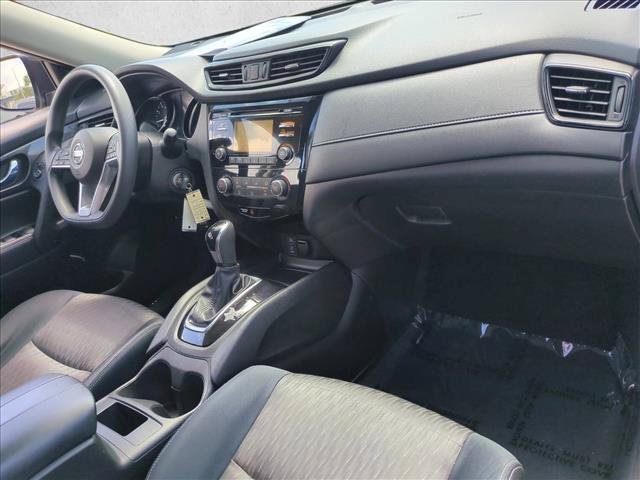 Used 2017 Nissan Rogue S FWD image 22