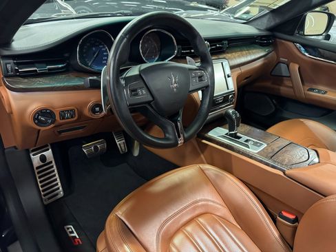 Used 2014 Maserati Quattroporte GTS image 43