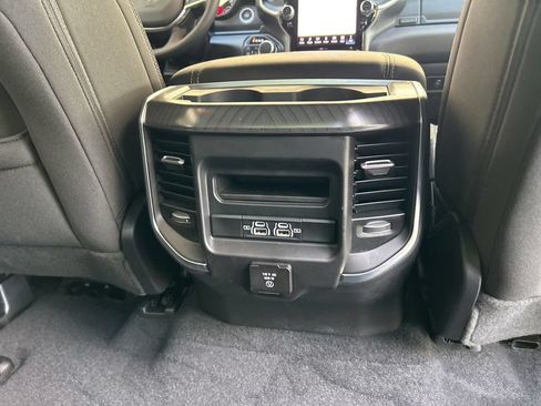 Used 2025 RAM 1500 Big Horn AWD/4WD image 36