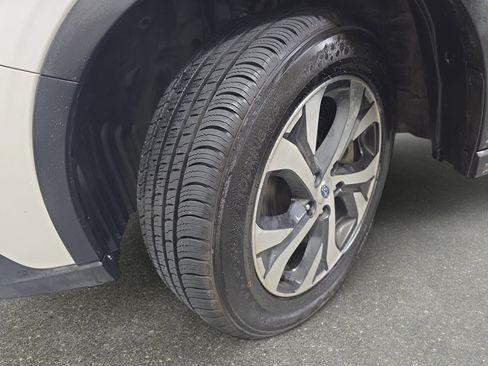 Used 2020 Subaru Outback Touring XT AWD/4WD image 31