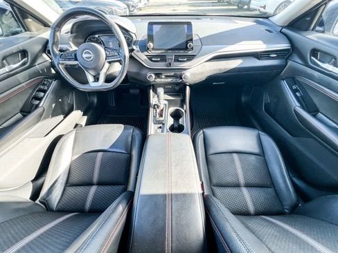 Used 2023 Nissan Altima 2.5 SR image 12