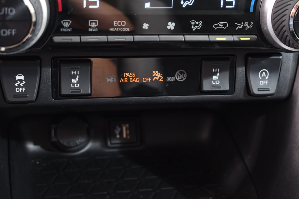 Used 2023 Toyota RAV4 XLE w/ Convenience Package AWD/4WD image 31