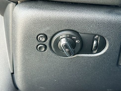 Used 2024 MINI Cooper S FWD image 10