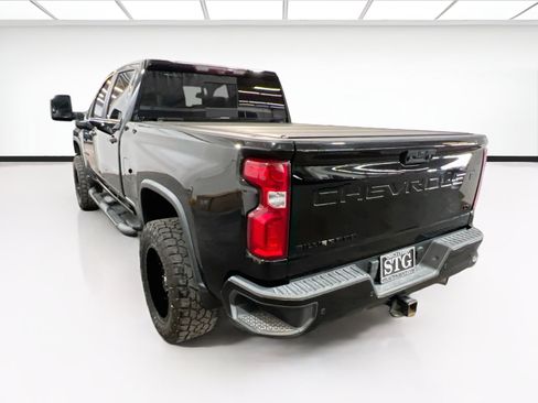Used 2021 Chevrolet Silverado 2500 LTZ w/ LTZ Plus Package AWD/4WD image 6