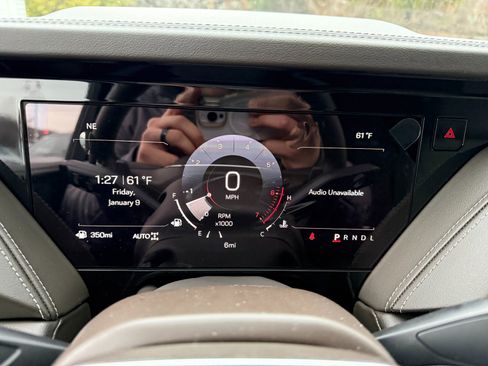 New 2026 GMC Yukon Elevation image 32