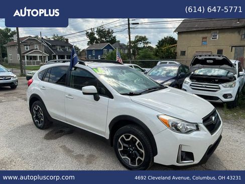 Used 2016 Subaru Crosstrek 2.0i Premium w/ Moonroof Package AWD/4WD image 1