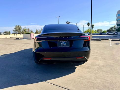 Used 2024 Tesla Model 3 Standard Range RWD image 9