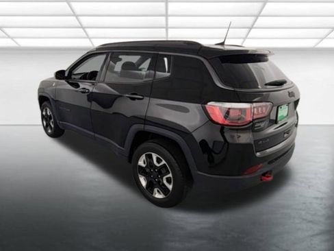 Used 2018 Jeep Compass Trailhawk w/ Cold Weather Group AWD/4WD image 6