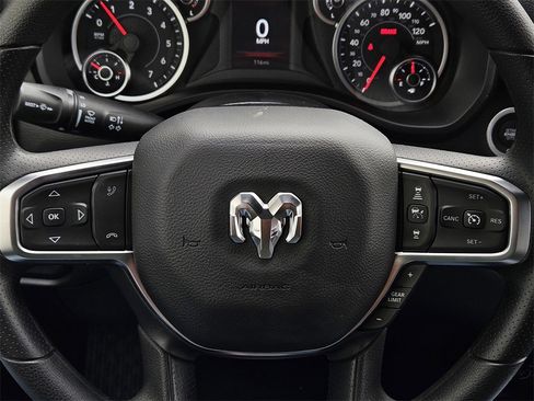 New 2026 RAM 1500 Express image 22