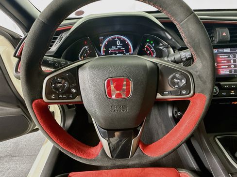 Used 2021 Honda Civic Type R image 11