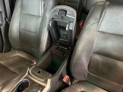 Used 2015 Ford Explorer Limited w/ Equipment Group 302A AWD/4WD image 24