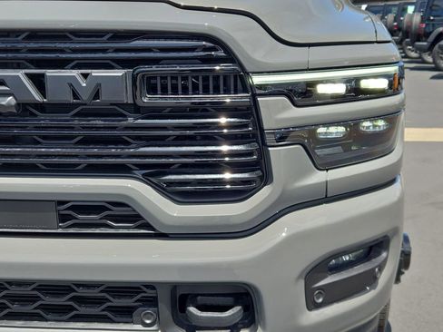 New 2026 RAM 3500 Laramie AWD/4WD image 9