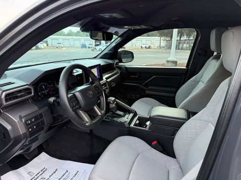 Used 2024 Toyota Tacoma SR5 w/ SR5 Upgrade Package image 11