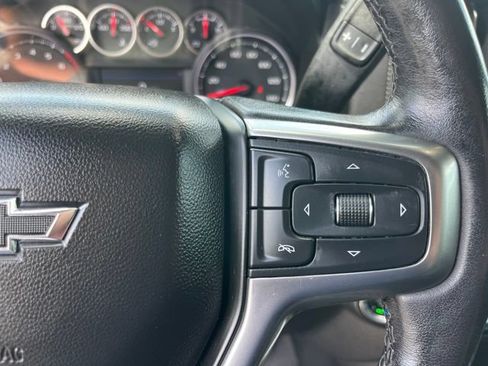 Used 2021 Chevrolet Silverado 1500 LT Trail Boss w/ Bed Protection Package AWD/4WD image 22