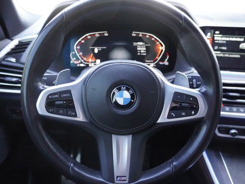 Used 2022 BMW X5 xDrive40i w/ M Sport Package AWD/4WD image 17