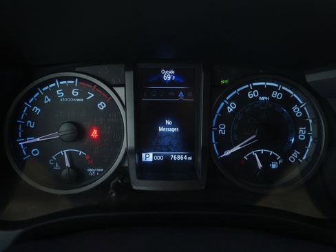 Used 2021 Toyota Tacoma TRD Sport image 26