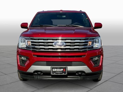 Used 2019 Ford Expedition XLT image 3