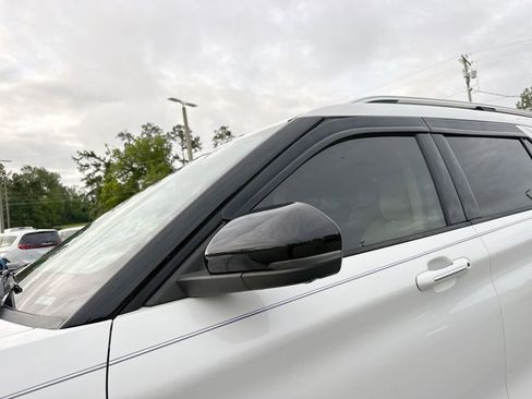 Used 2021 Ford Explorer Platinum w/ Equipment Group 601A AWD/4WD image 10