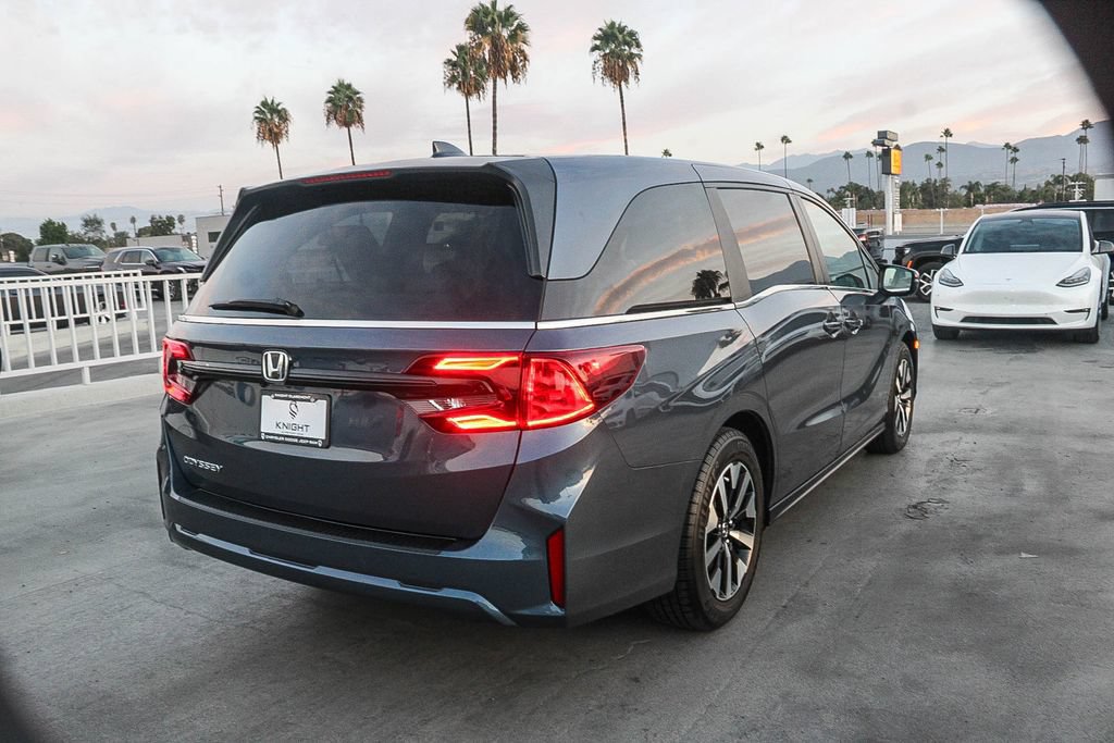 Used 2025 Honda Odyssey EX-L image 9