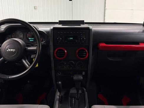 Used 2008 Jeep Wrangler Unlimited X AWD/4WD image 13