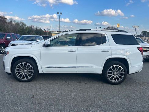 Used 2021 GMC Acadia Denali w/ Denali Technology Package image 1