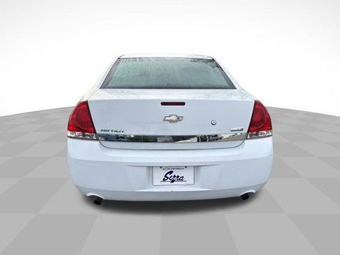 Used 2011 Chevrolet Impala Police FWD image 8