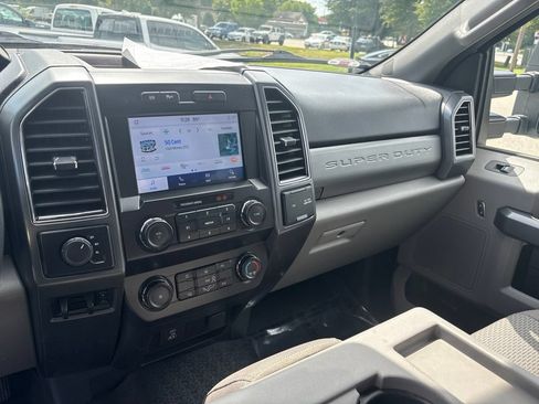 Used 2022 Ford F250 XLT AWD/4WD image 19