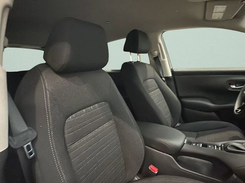 New 2026 Honda HR-V LX image 15