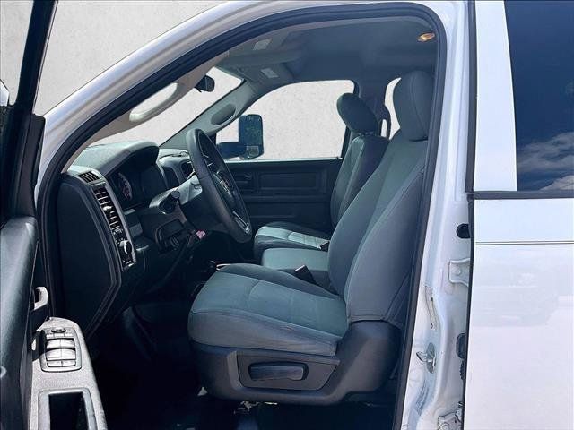 Used 2016 RAM 2500 Tradesman w/ Chrome Appearance Group AWD/4WD image 24