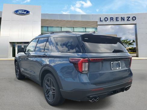 New 2026 Ford Explorer ST w/ Sun And Sound Package image 6