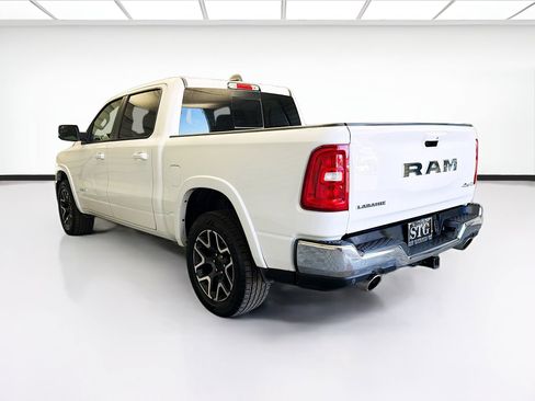 Used 2025 RAM 1500 Laramie AWD/4WD image 6