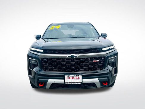 Used 2024 Chevrolet Traverse Z71 w/ Enhanced Driving Package AWD/4WD image 12
