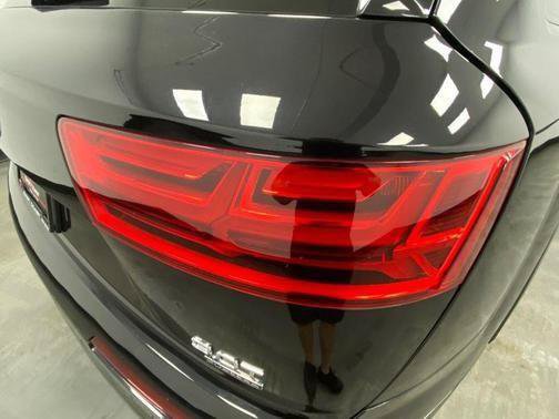 Used 2018 Audi Q7 3.0T Prestige w/ Prestige Package AWD/4WD image 15