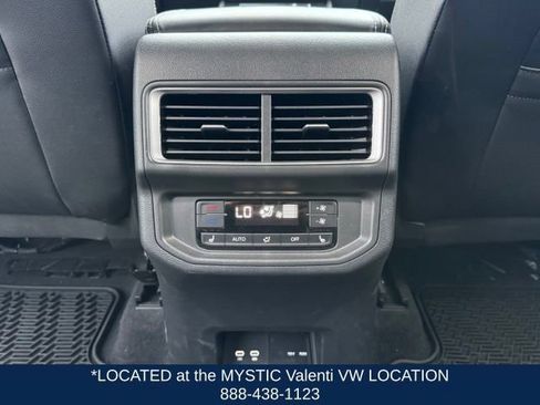 Used 2024 Volkswagen Atlas SEL Premium R-Line AWD/4WD image 14