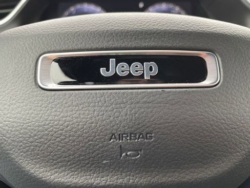 New 2025 Jeep Grand Cherokee Limited w/ MOPAR Finishing Package image 18